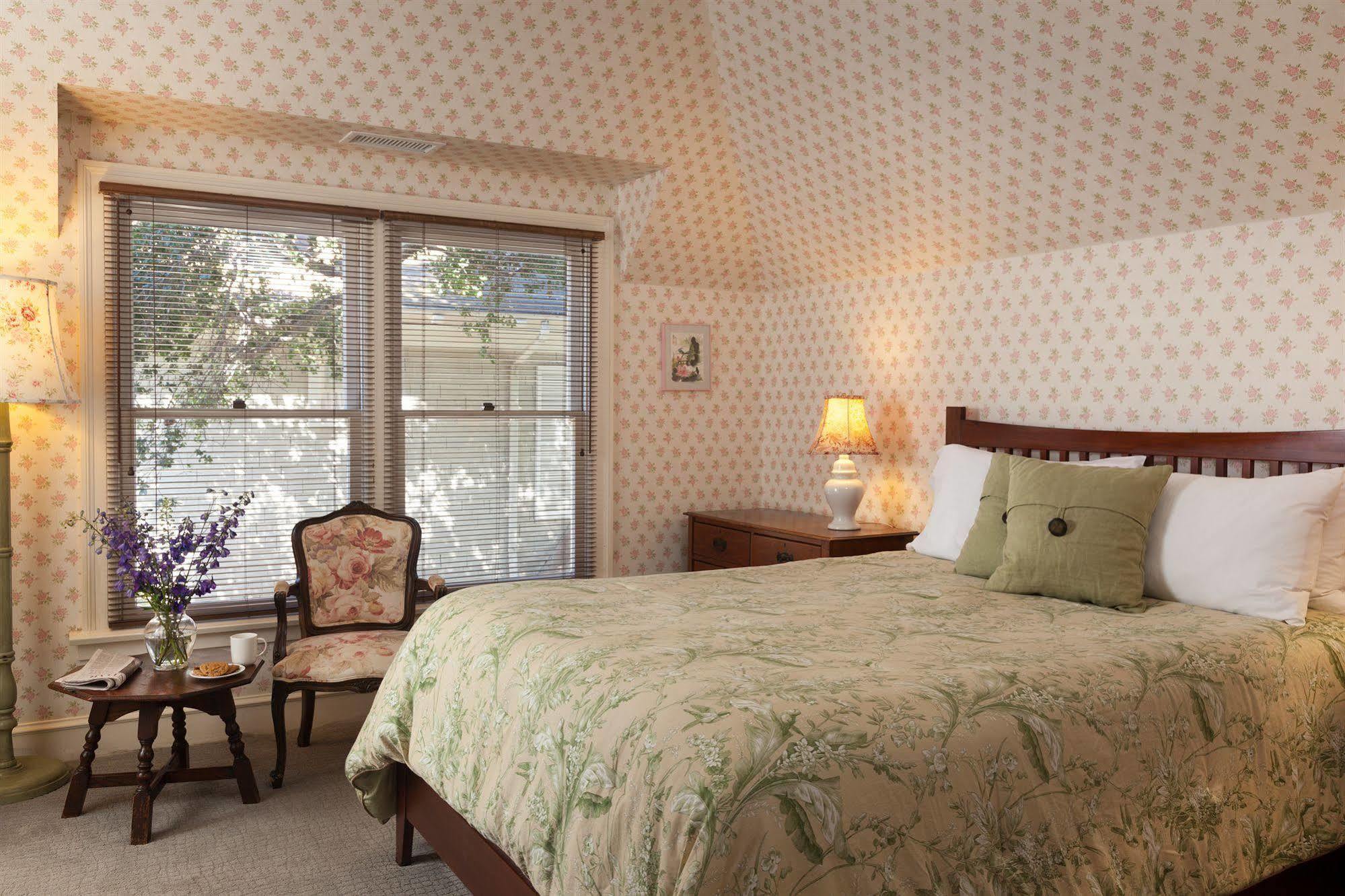 Cheshire Cat Inn & Cottages 산타 바바라 외부 사진